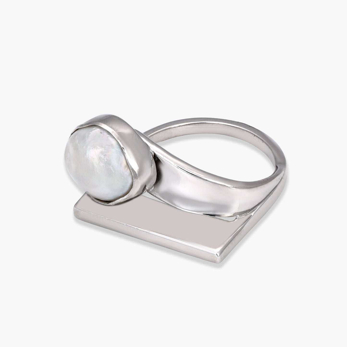 Modernist Pearl Pillar Ring