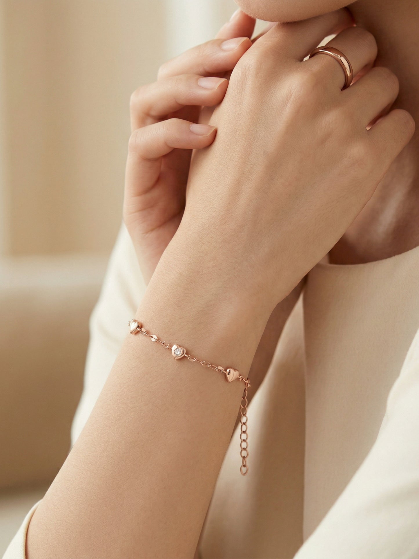 Dainty Heart Link Bracelet