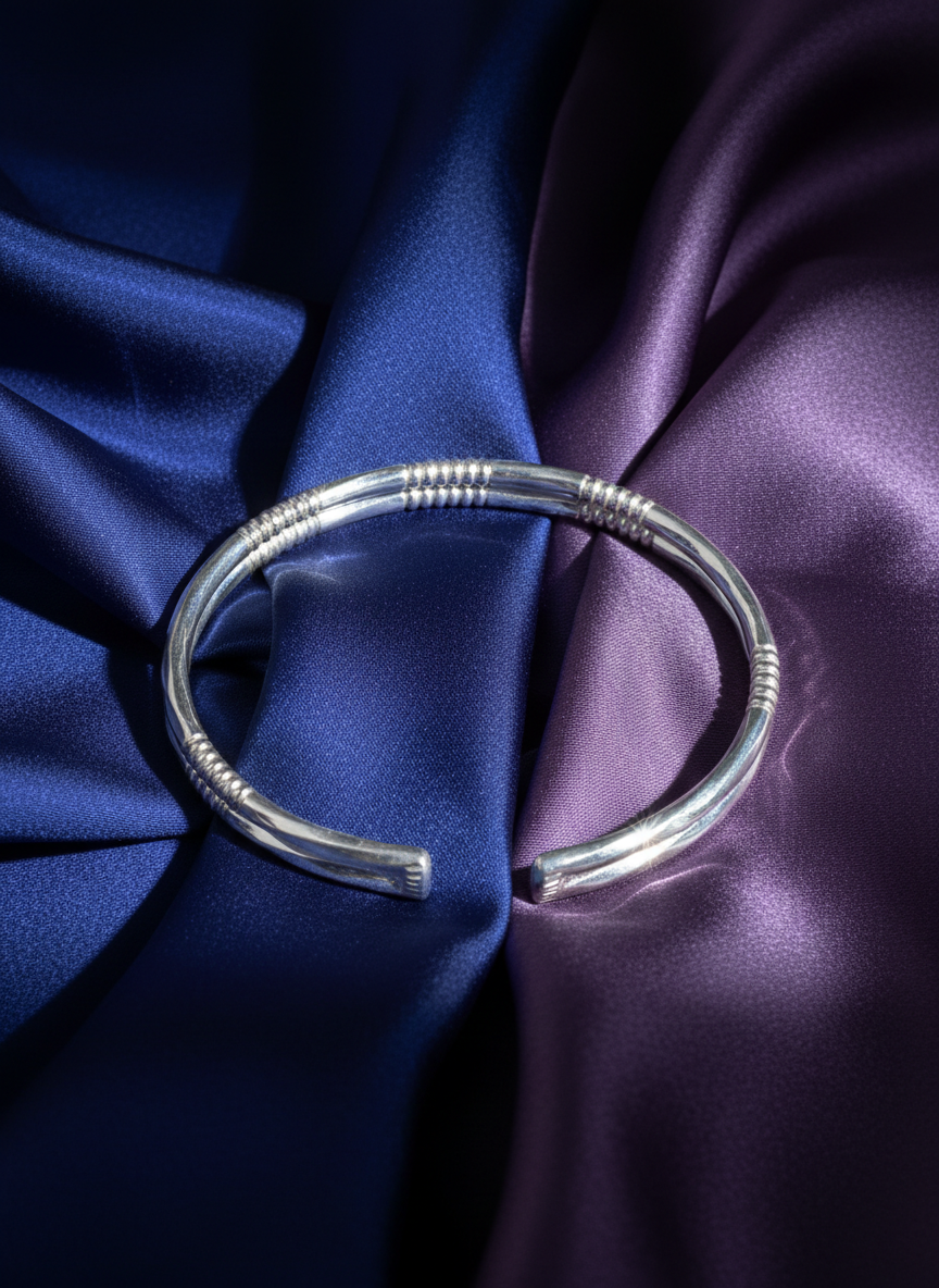 Dual-Layer Ribbed Silver Kada