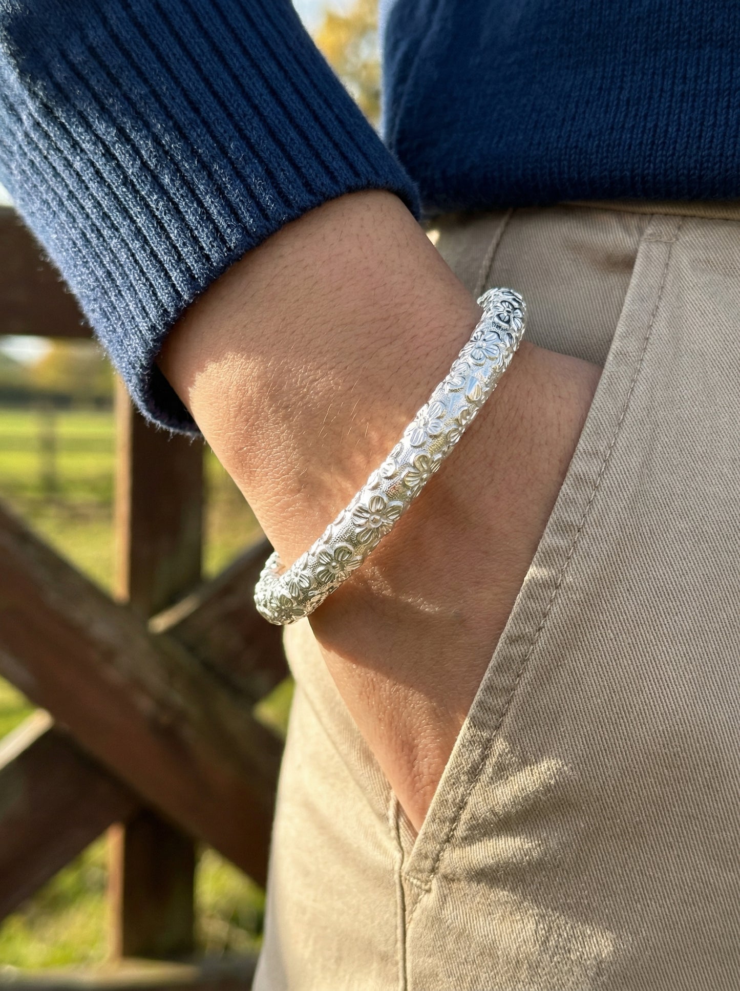 Textured Bloom Open Kada