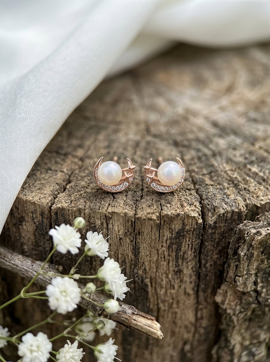 Stellar Crescent Pearl Studs