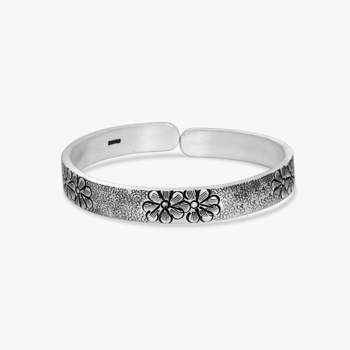 Floral Textured Silver Kada