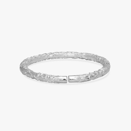 Load image 1 in gallery view. Intricate Floral Silver Kada
