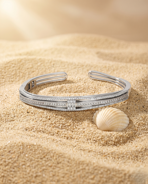 Load image 1 in gallery view. Everlight Open-End Bracelet