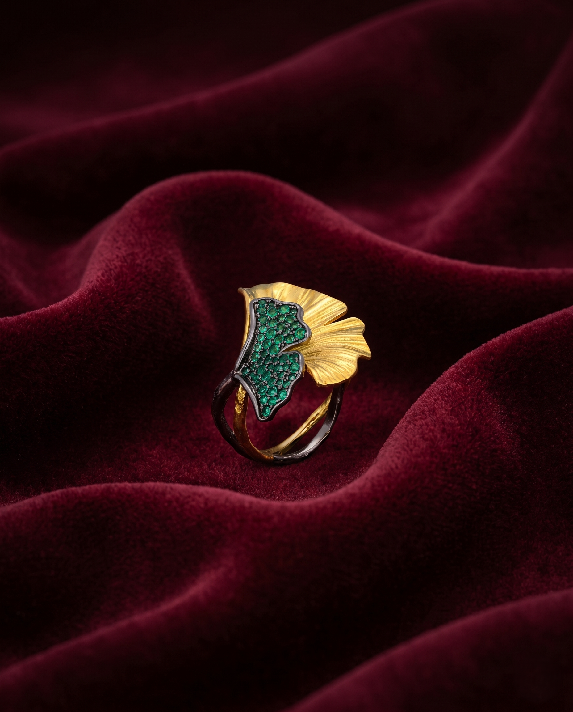 The Venetian Ginkgo Emerald Ring