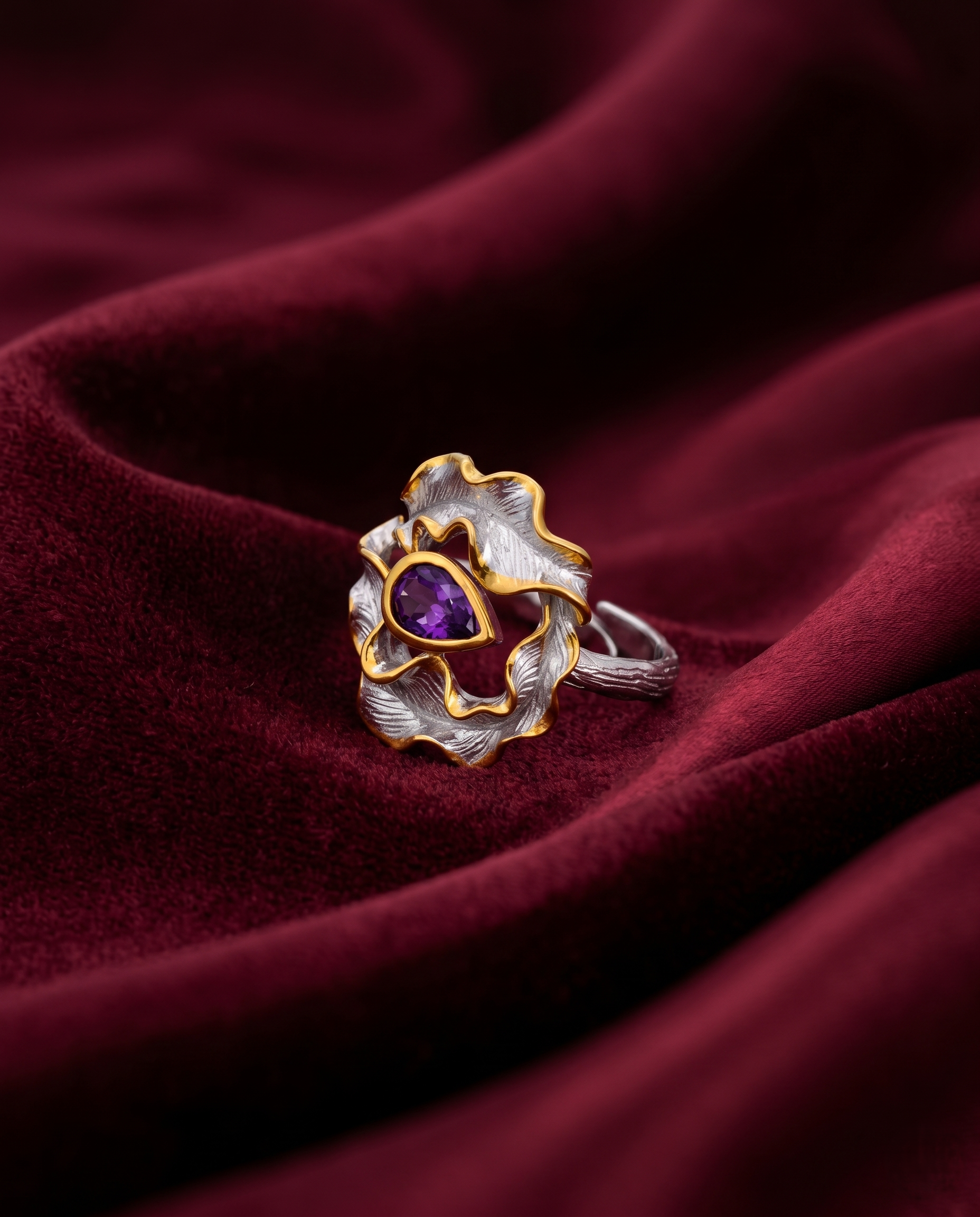The Venetian Violet Ruffle Ring
