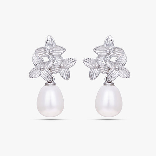 Load image 1 in gallery view. Jasmine Pearl Earrings