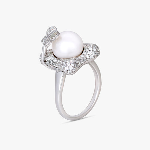 Load image 1 in gallery view. Elegant Floral Pearl Ring