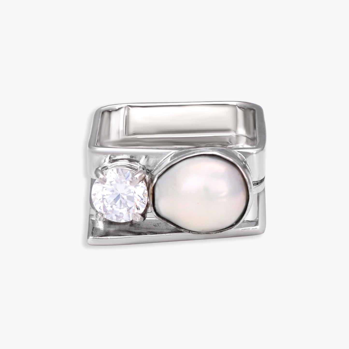 Modern Pearl Square Ring