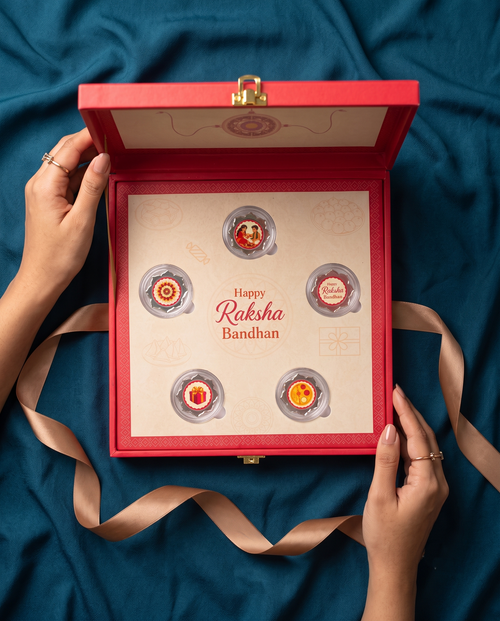 Load image 1 in gallery view. 10G PURE SILVER COIN RAKHI HAMPER