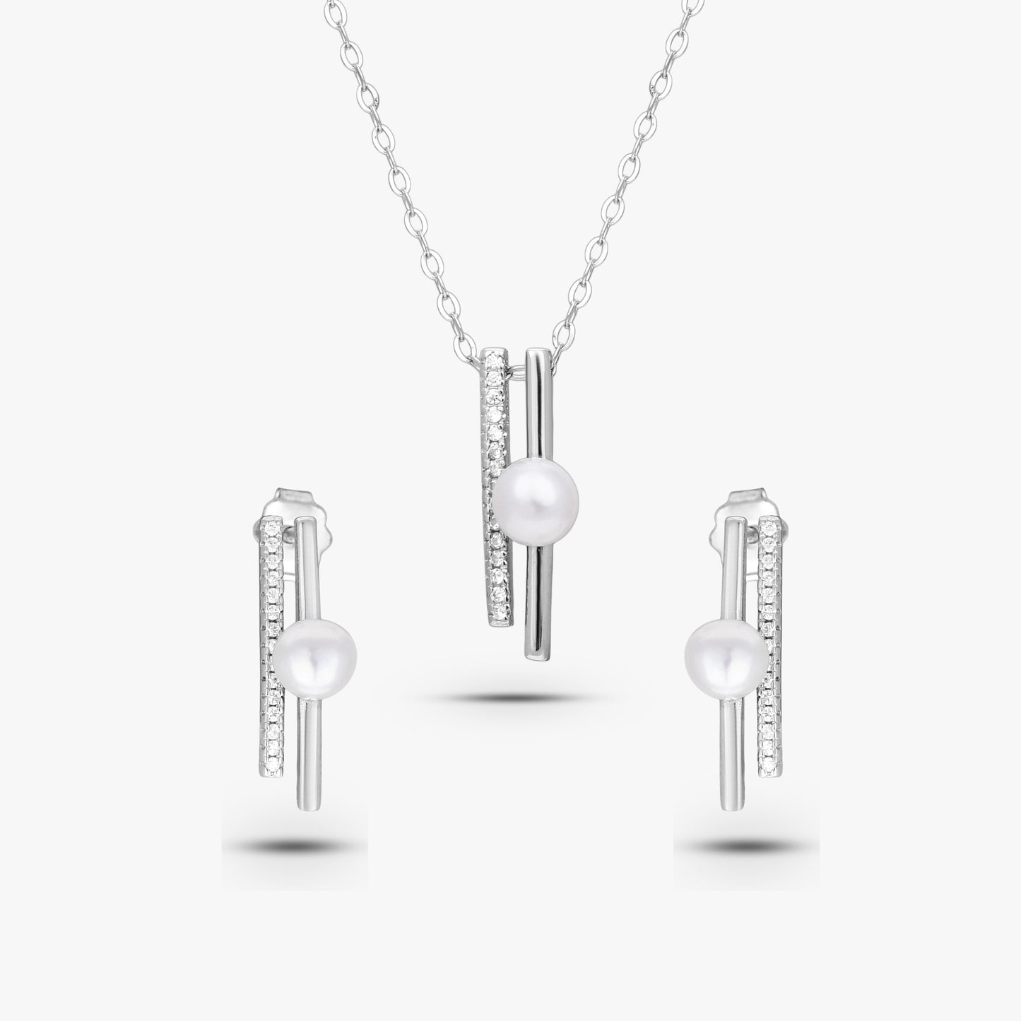 The Linear Pearl Drop Set