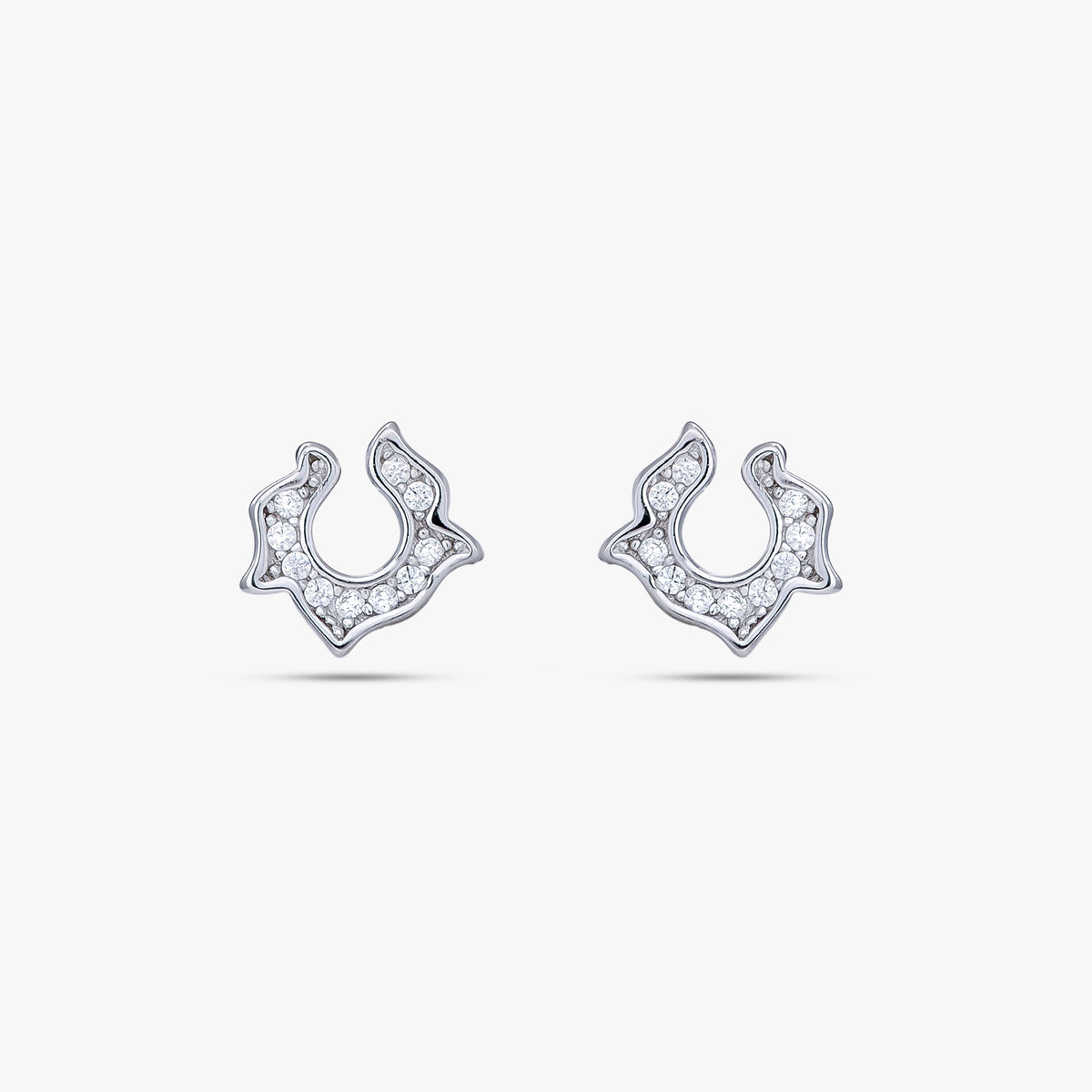 The Halo Solitaire Studs