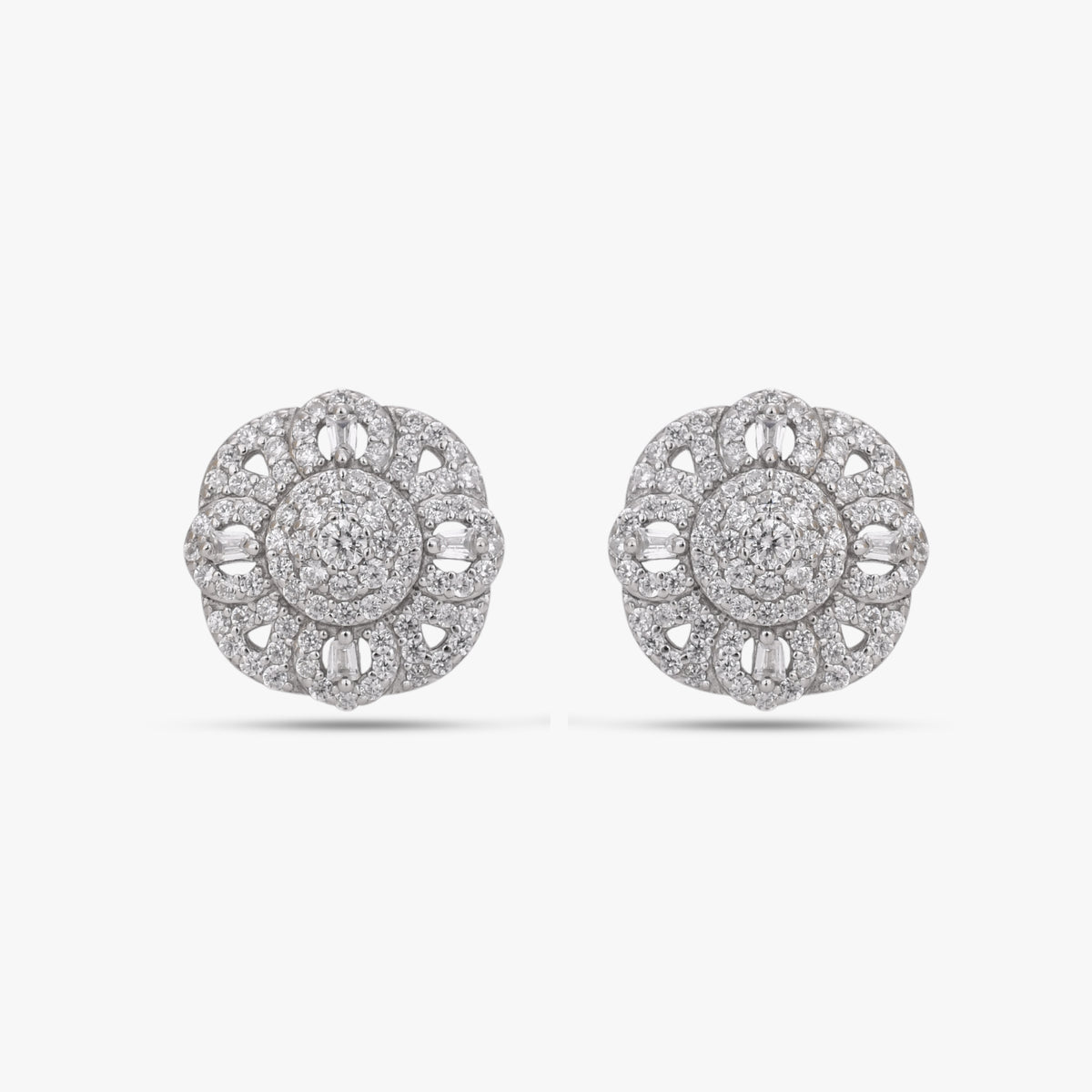 Victoria Grand Halo Studs