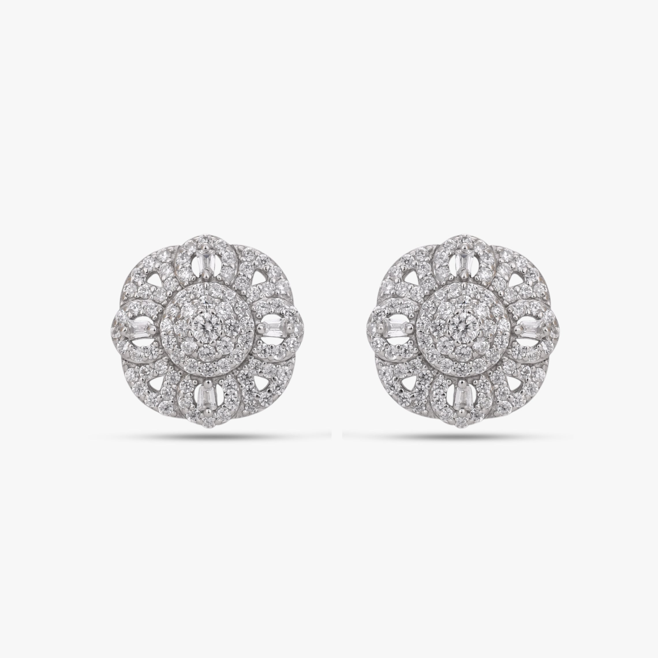 Victoria Grand Halo Studs