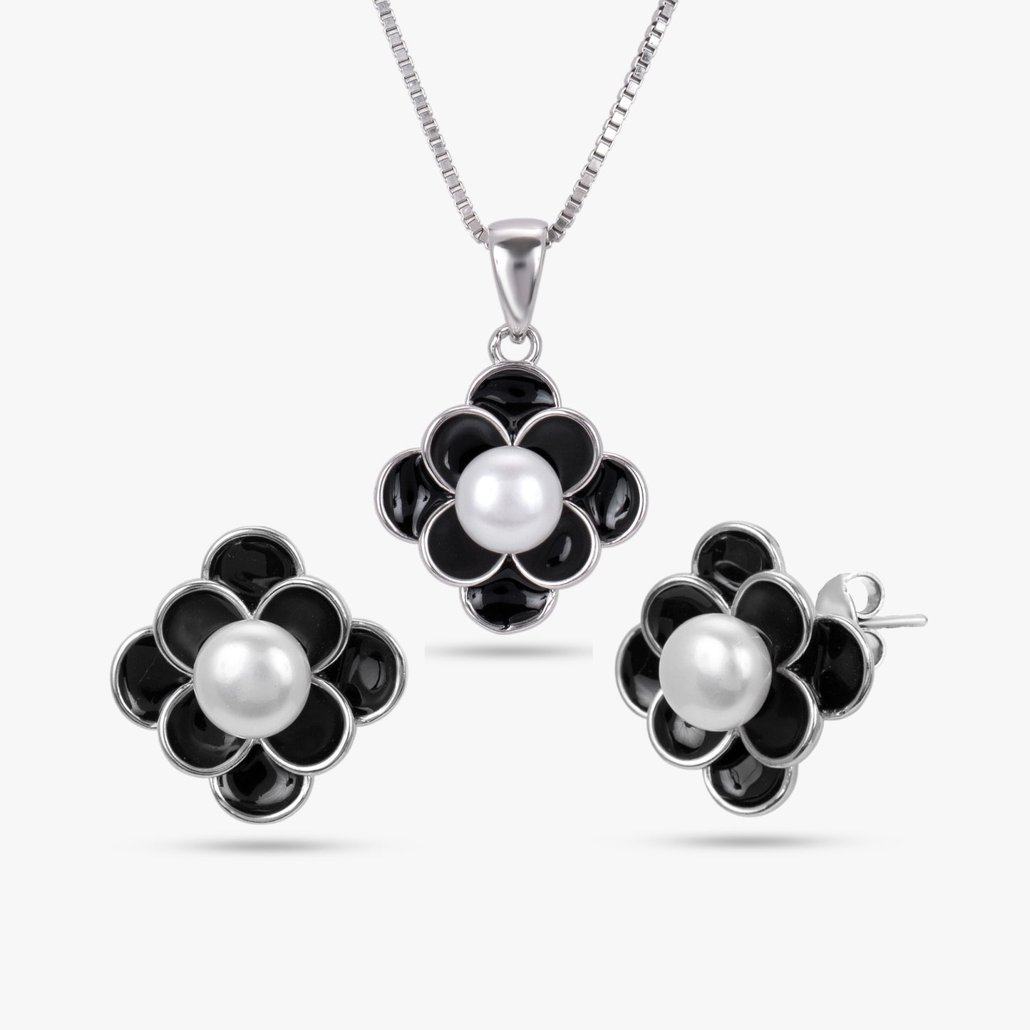 Pearl Clover Jewelry Set