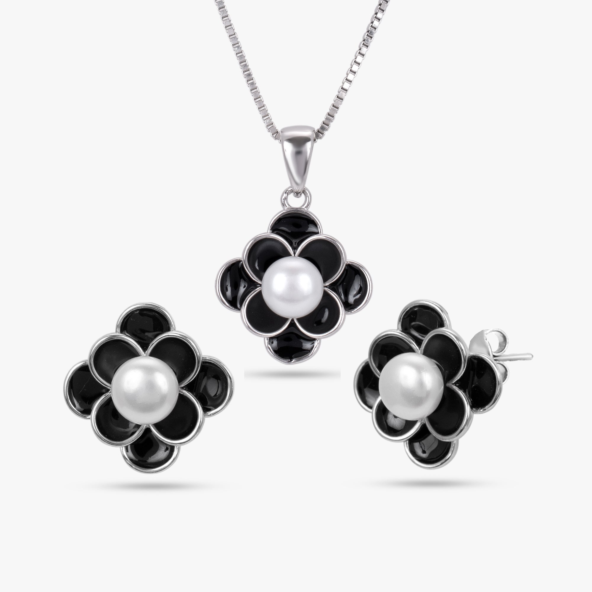 Pearl Clover Jewelry Set