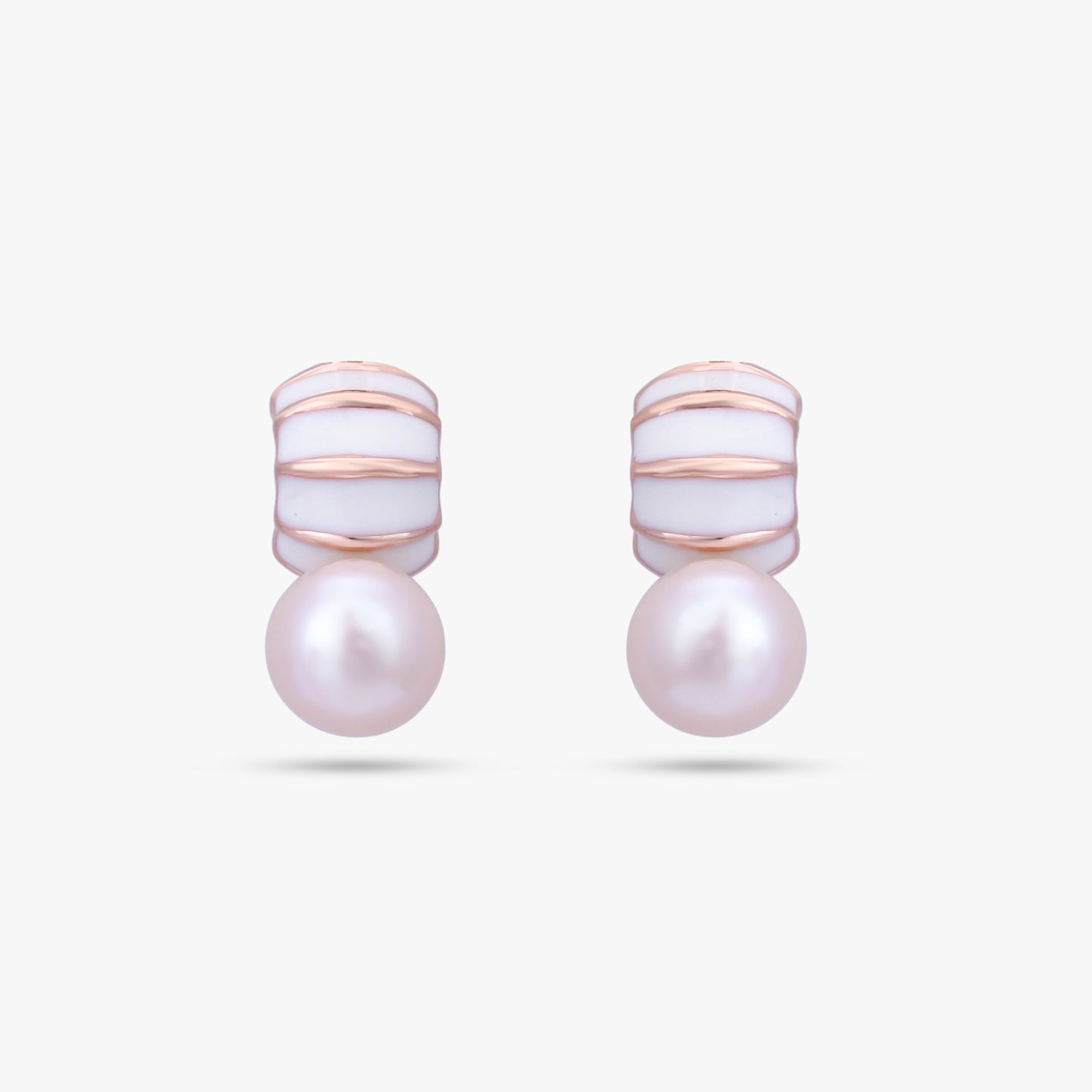 Lustrous Pearl Pendant Set