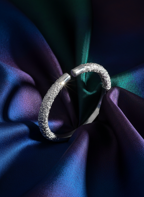 Load image 1 in gallery view. Textured Bloom Open Kada