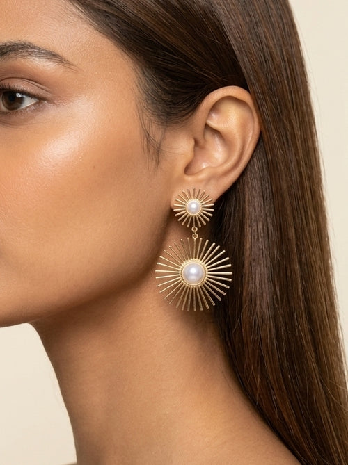 Load image 1 in gallery view. Golden Sunburst Pearl Earrings