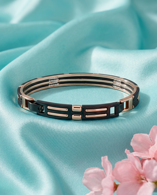 Load image 1 in gallery view. Italian Geometric Studded Bracelet