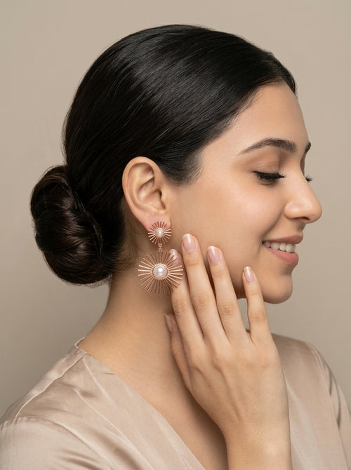 Load image 1 in gallery view. Solaris Sunburst Pear Earrings