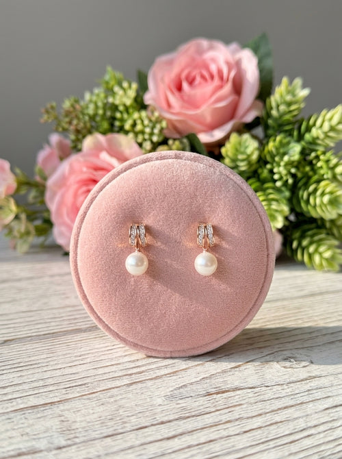 Load image 1 in gallery view. Aria Ribbed Earrings