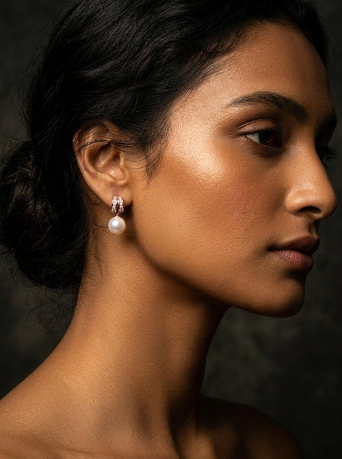 Load image 1 in gallery view. Aria Ribbed Earrings